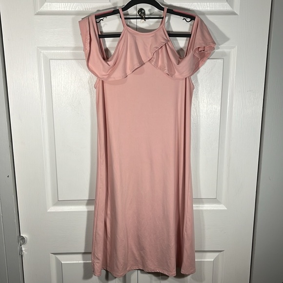 Vanilla sky cold shoulder dress - Picture 2 of 7